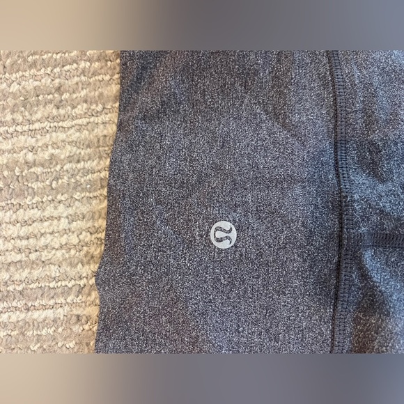 Lulu size 4 black/grey leggings!! - Picture 7 of 7